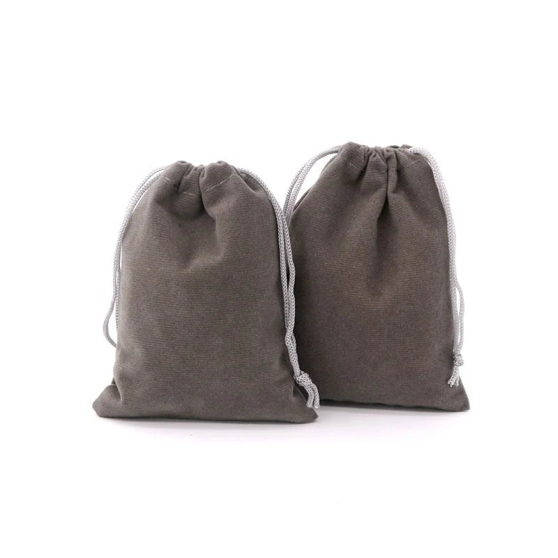 Linna Customizable Large 9*12cm Velvet Duffle Bags Candy Plush Christmas Jewelry Pouches Gray Velvet Santa Textile Packaging