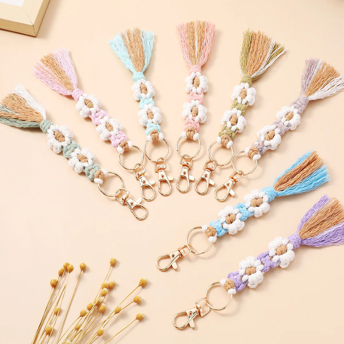 Boho Macrame Flowers Keychain Cute Handmade Tassel Charm Hand Woven Floral Tassel Keychain