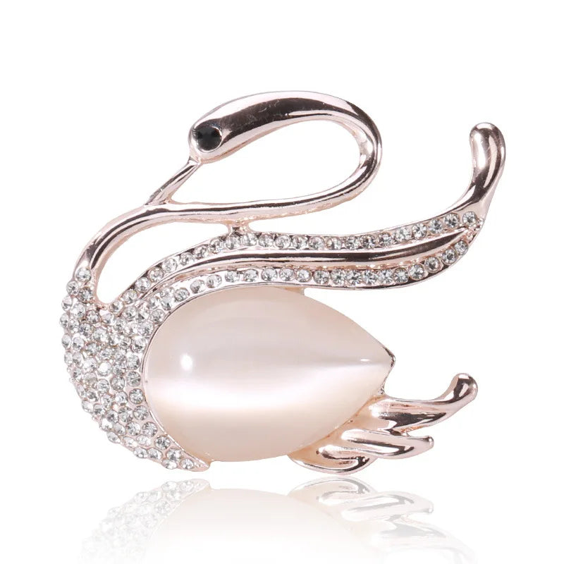 Wholesale Swan Brooch Pins With Rhinestones Opals for Women Alloy Material for Wedding Party Gifts Engagement Decorations