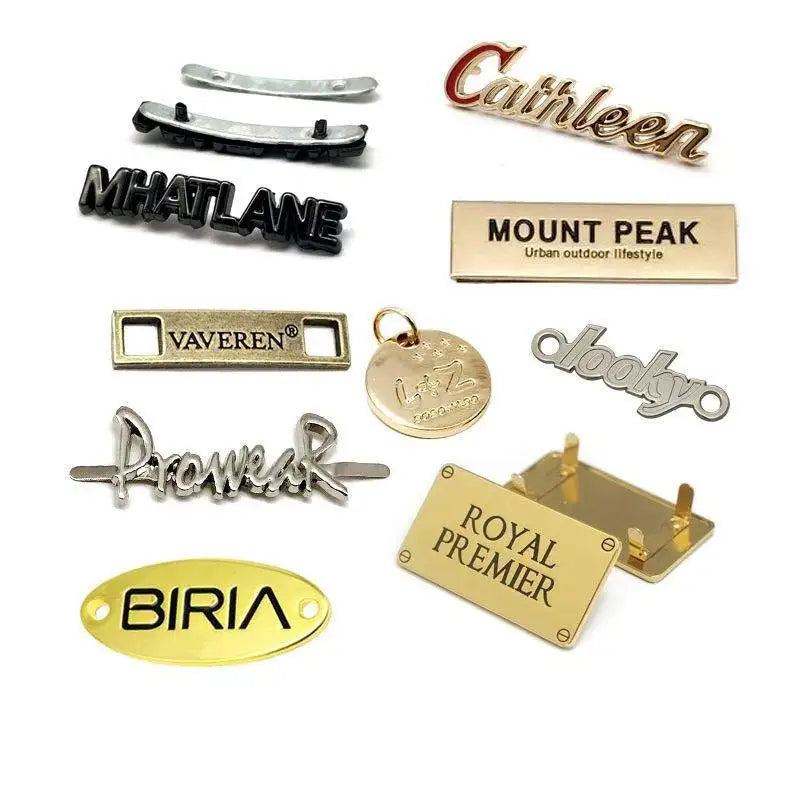 Cheap Custom No Moq Shiny Gold Sliver Magnetic Name Tag Pin Logo Letter Metal Lapel Pin Brooches for Business