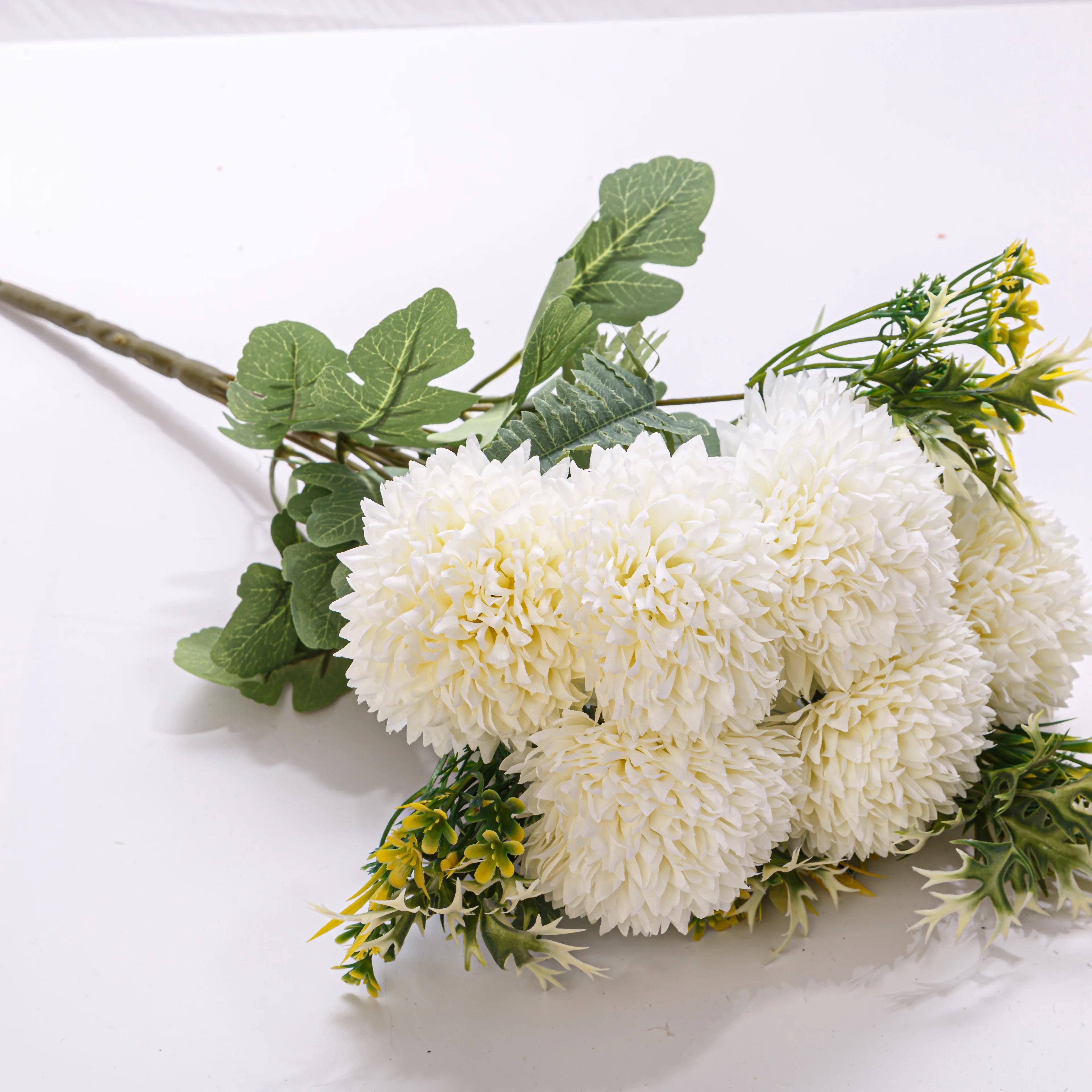 Silk Artificial Chrysanthemum Dandelion Flowers 7 Heads Ball Chrysanthemum White Silk Flowers Kiku Flowers for Home Decoration