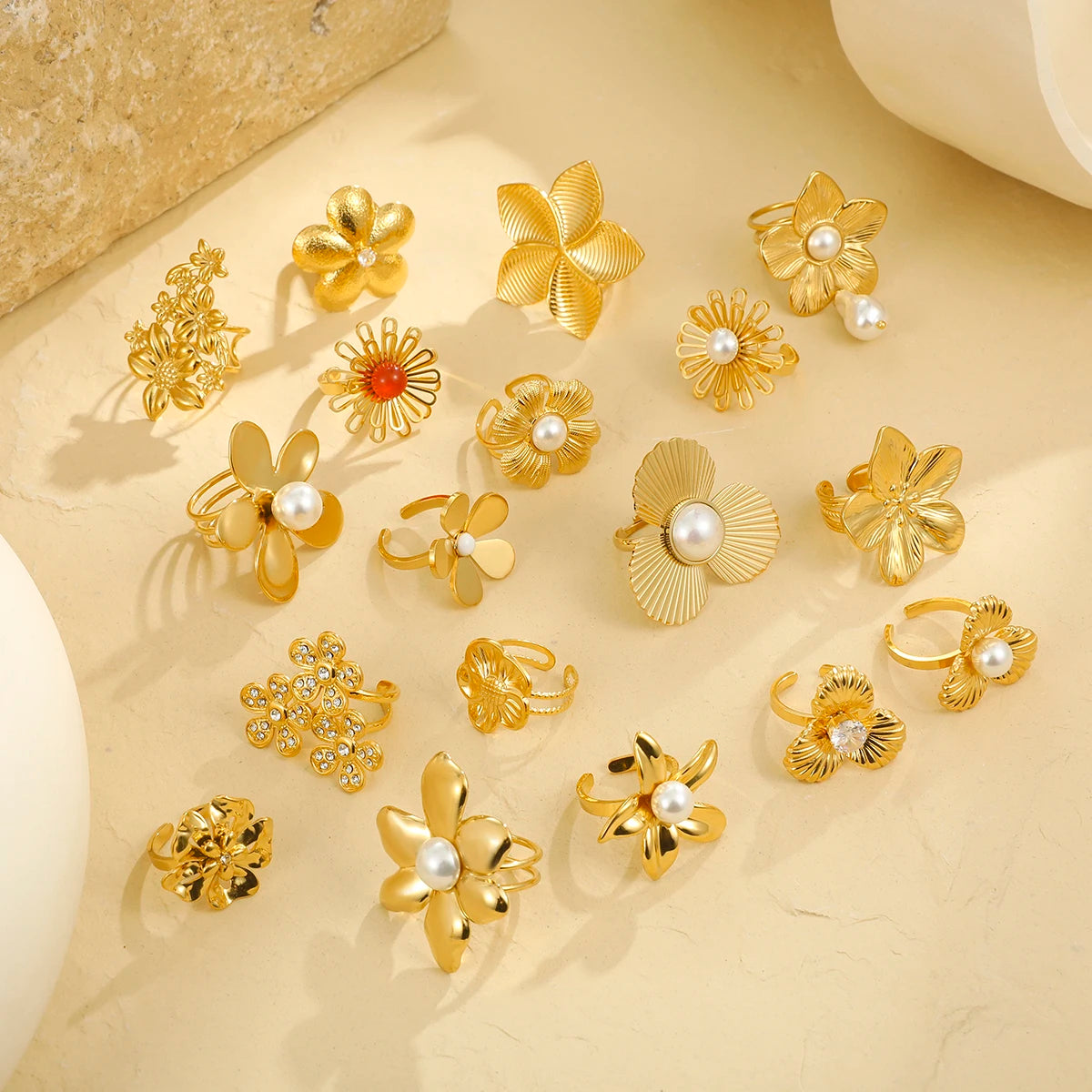 Hot Selling Flower Fashion Women 18k Gold Plated Stainless Steel Jewelry Adjustable Rings for Women Gift