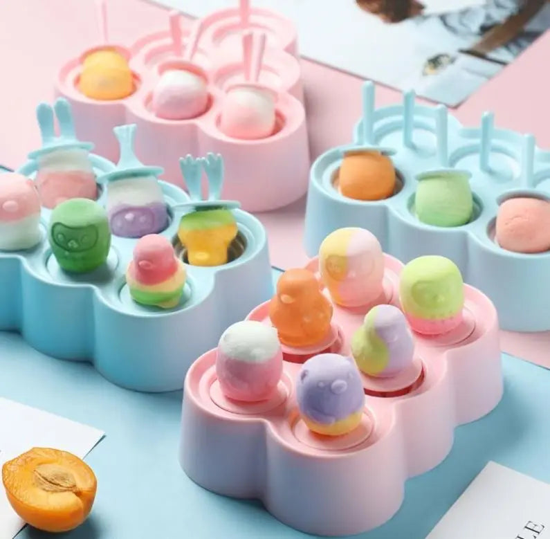 Ice Pop Molds Silicone Family DIY Popsicle Makers Easy-release Ice Cream Tray Holder for Kids Mini Cute Animals Design/