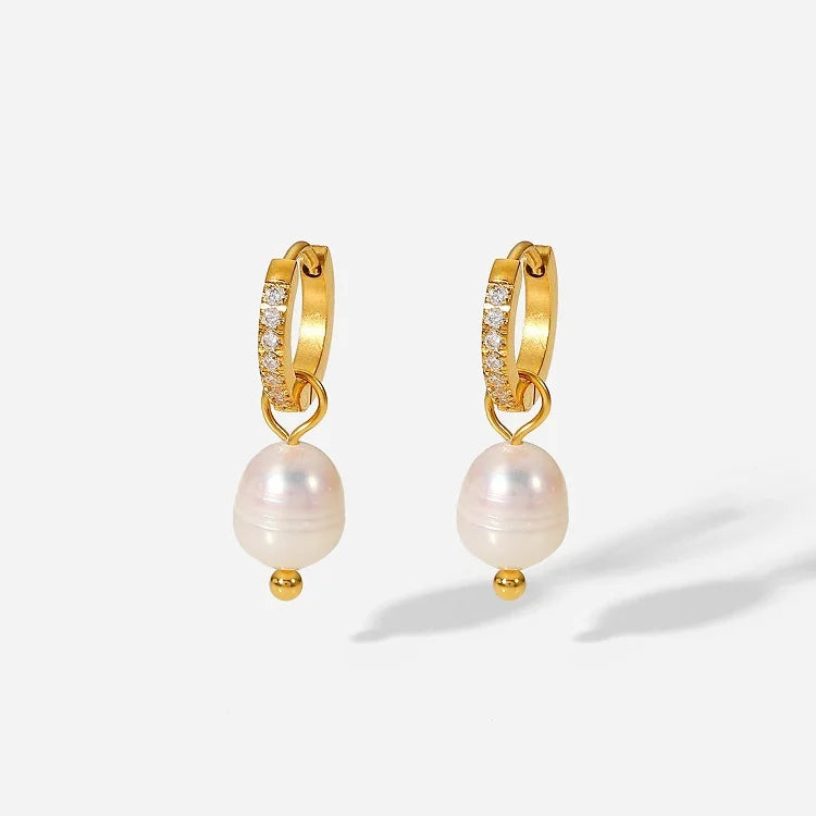 Elegant Zirconia Pave Huggie Fresh Water 18K Gold Plated Earring Water Pearl  Hoop Fashion Jewelry for Women GIft