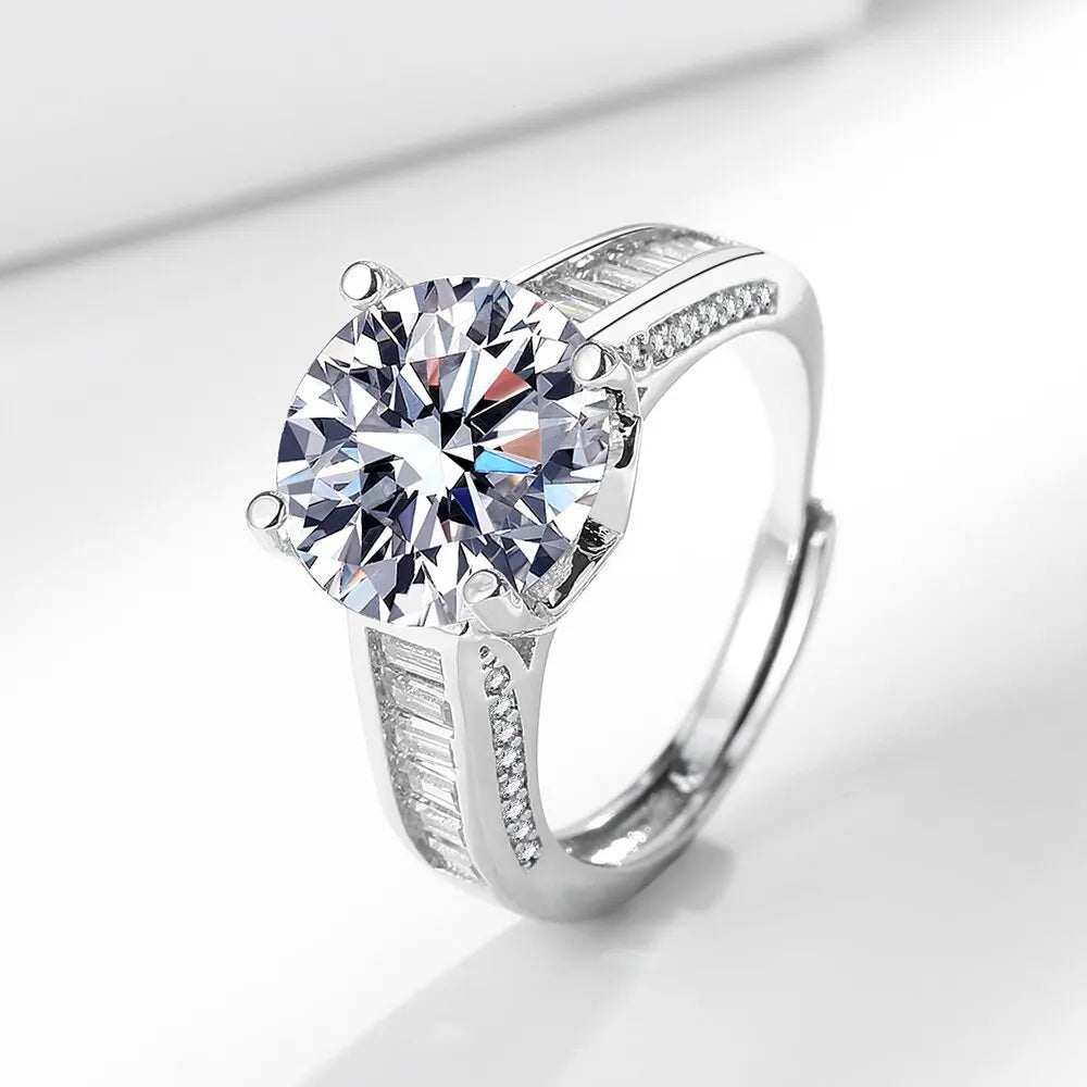 Platinum Plated Full Zircon Sparkling Wedding Ring for Women Mirco Pave Bling Zirconium 5 Carat Diamond Ring for Bridal
