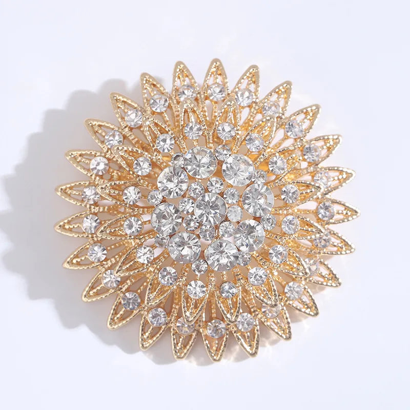 Luxury Wedding Dress Accessories Corsage Brooch Valentine's Day Gift Jewelry Women Alloy Rhinestone Flower Brooch Pin