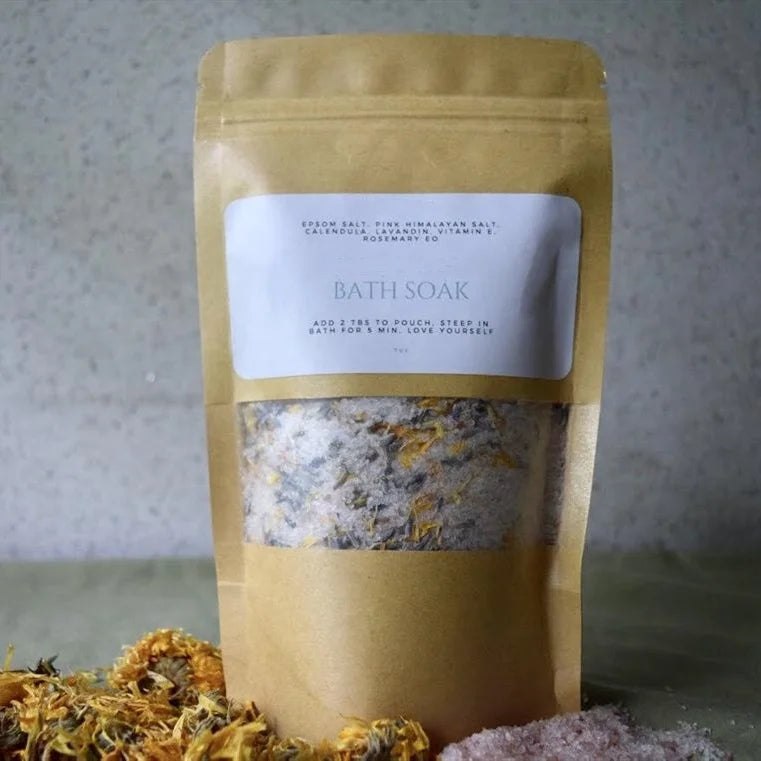 Private Label Therapeutic Bath Soak Relaxation Bath Salts Infused with Lavender Flowers Aromatherapy Herbal Salt Gift MegaBDM