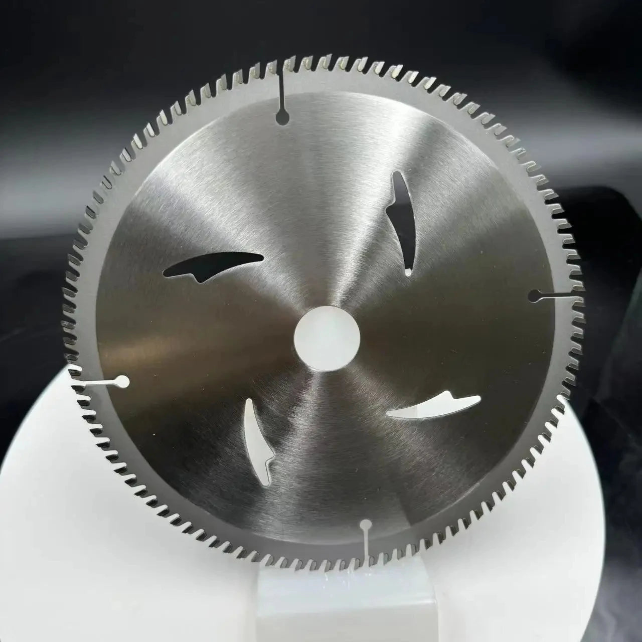 J-LL-W Industrial Grade OEM Customized White Finish TCT Circular Saw Blade for Chipboard-Competitive Price Promotion