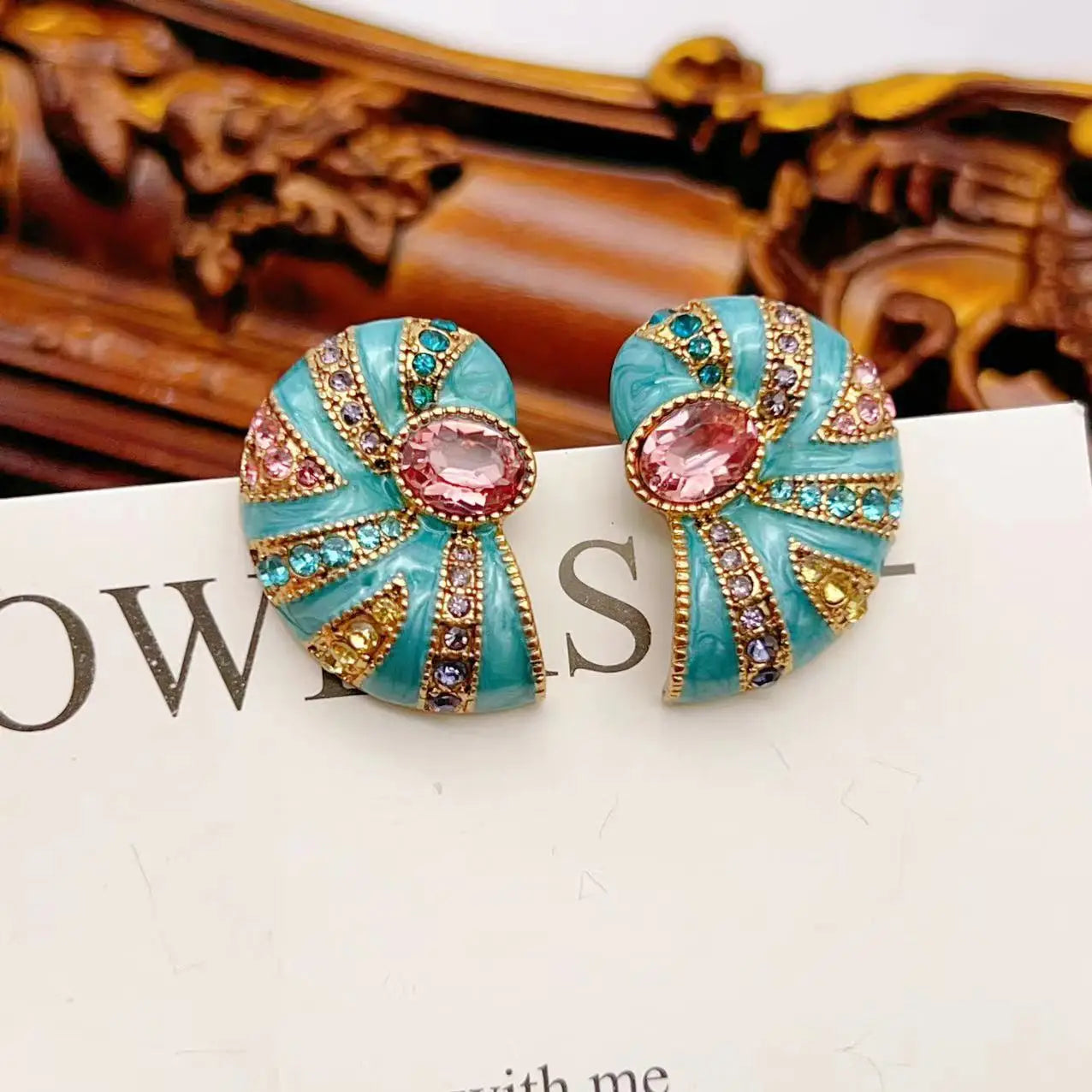 New Trendy Design Enamel Shell Stud Earrings for Women Crystal Geometric Gold Plate Color Earrings
