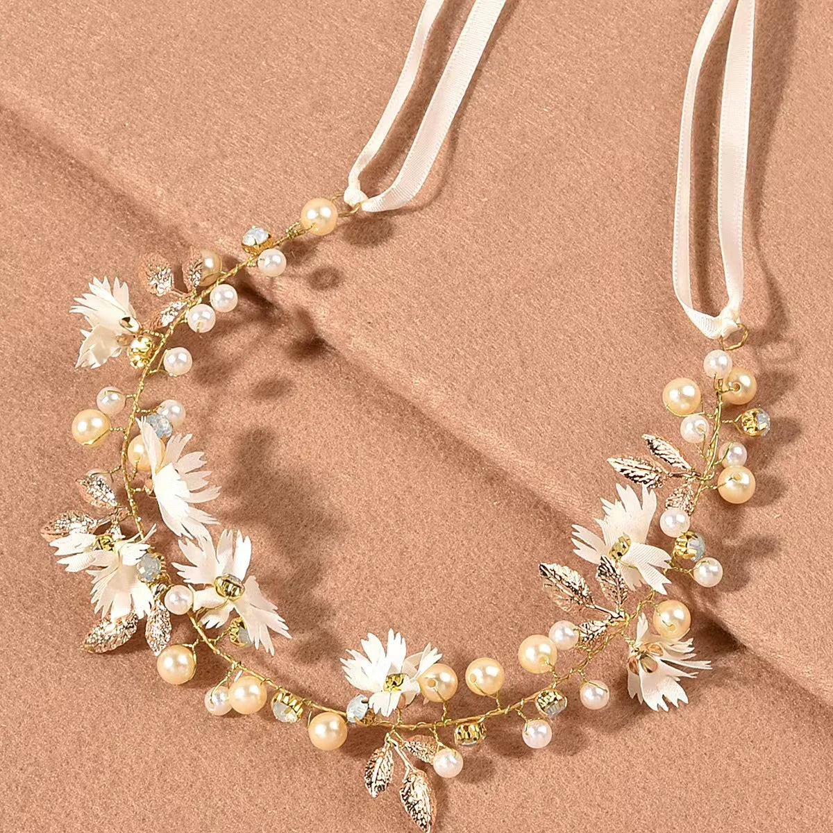 New Korean Women Artificial Flower Pearl Crystal Bride Headband Hairband Wedding Garland Bridal Veil Accessories