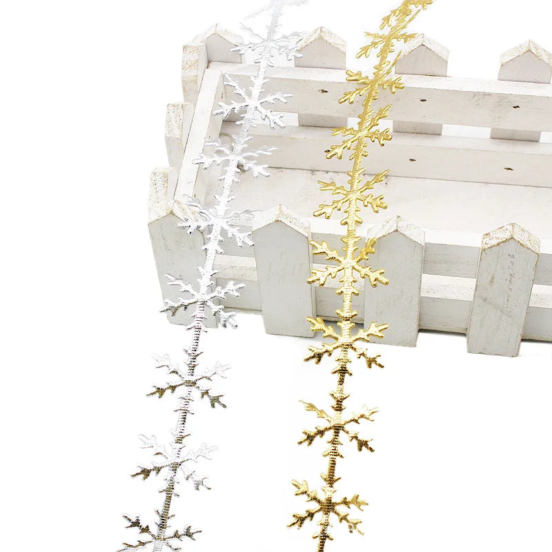 New Imitation Leather Gold and Silver Snowflake Ribbon Lace Christmas Ribbon Roll Decoration Materials