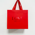 Wholesale Customized Foil Logo Festivals Red Paper Gift Bag Gift Use Eco Friendly Red Kraft Shopping Paper Bag for Christmas
