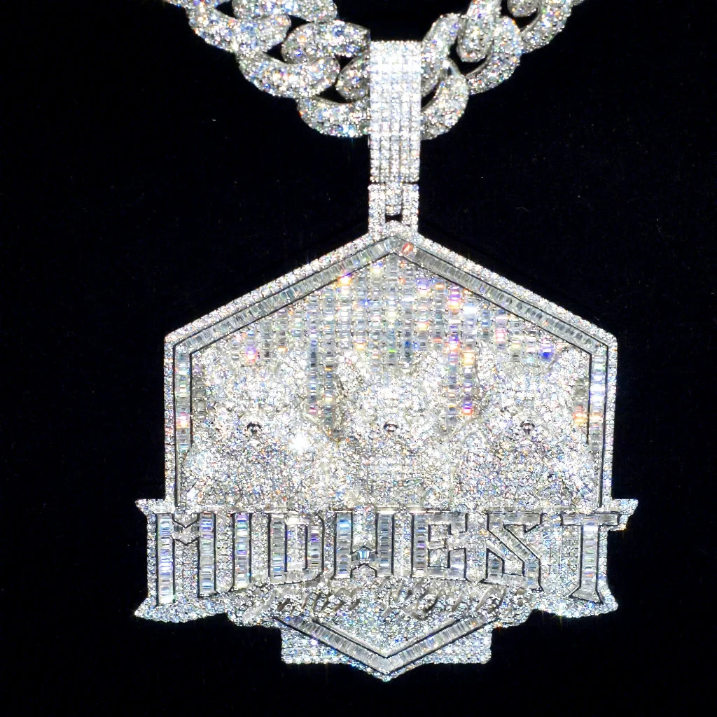 Custom Vvs Moissanite Pendant Charm Iced Out Hip Hop Style Baguette Cut Gold Plated 925 Silver Letter Pendant Necklace