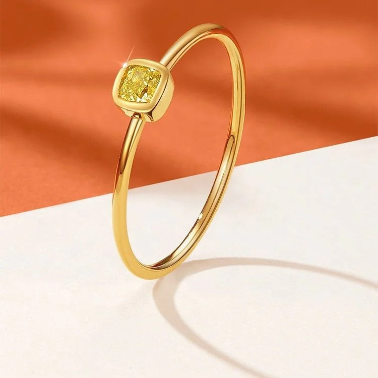 Ruyi High End 18K Plain Gold Yellow Cushion Diamond Dainty Bezel Rings 18k Real Gold Trendy Simple Gold Jewelry