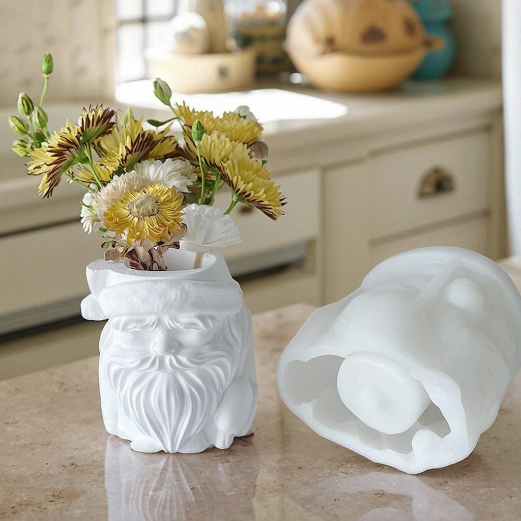 Hot Selling 3d Christmas Santa Claus  Flowerpot Plaster Mold Diy Plaster Ornaments Rubber Vase Silicone Mold for Home Decoration
