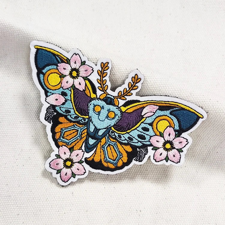 Customized Multi Color Design Clothing Embroidered Iron on Patches