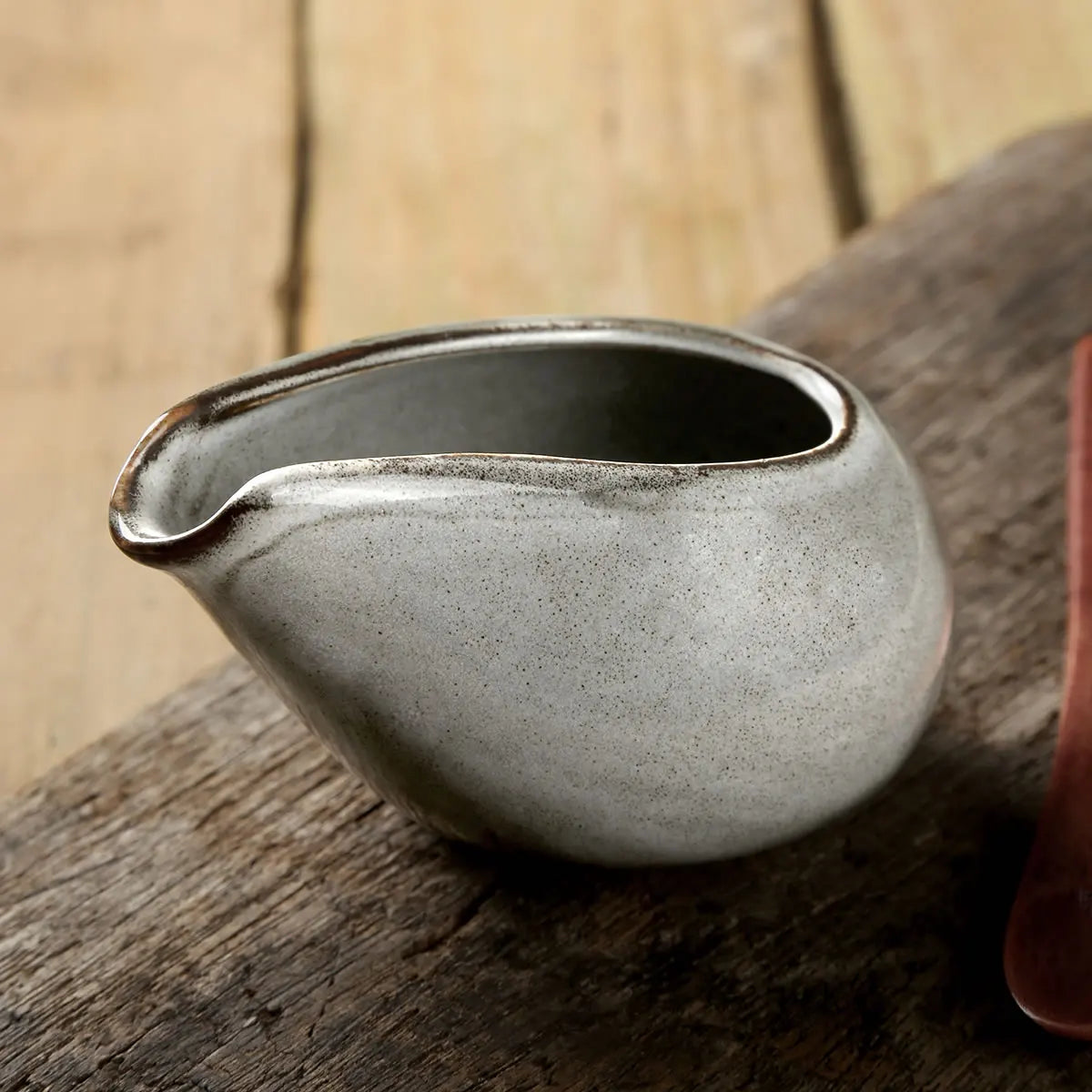 Factory  Wholesale Restaurant Porcelain Small Coffee Milk Creamer Cup Pots and Cafe Ceramic Sugar Creamer Jug