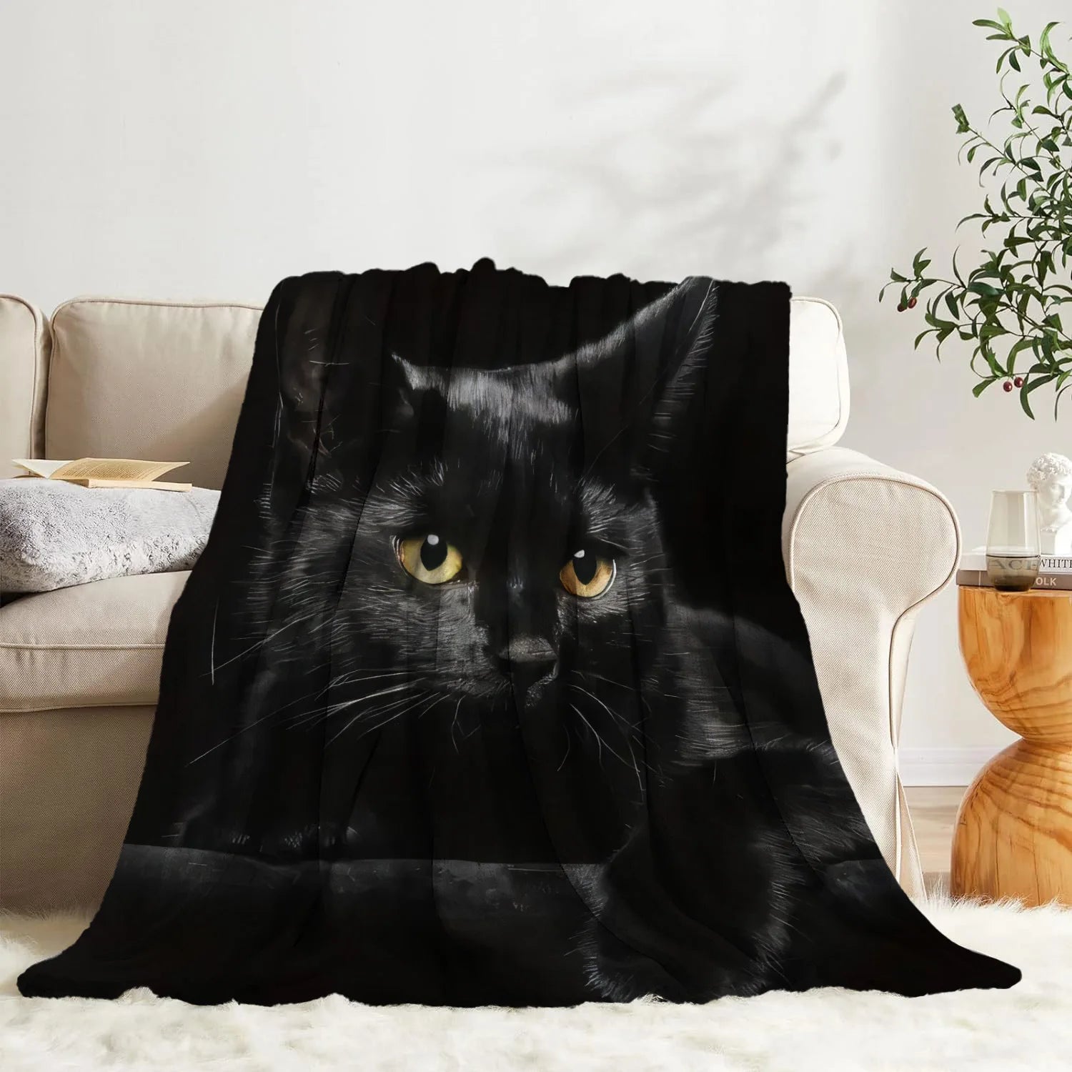 Custom Logo Super Soft Lightweight Flannel Blanket Nap Blanket