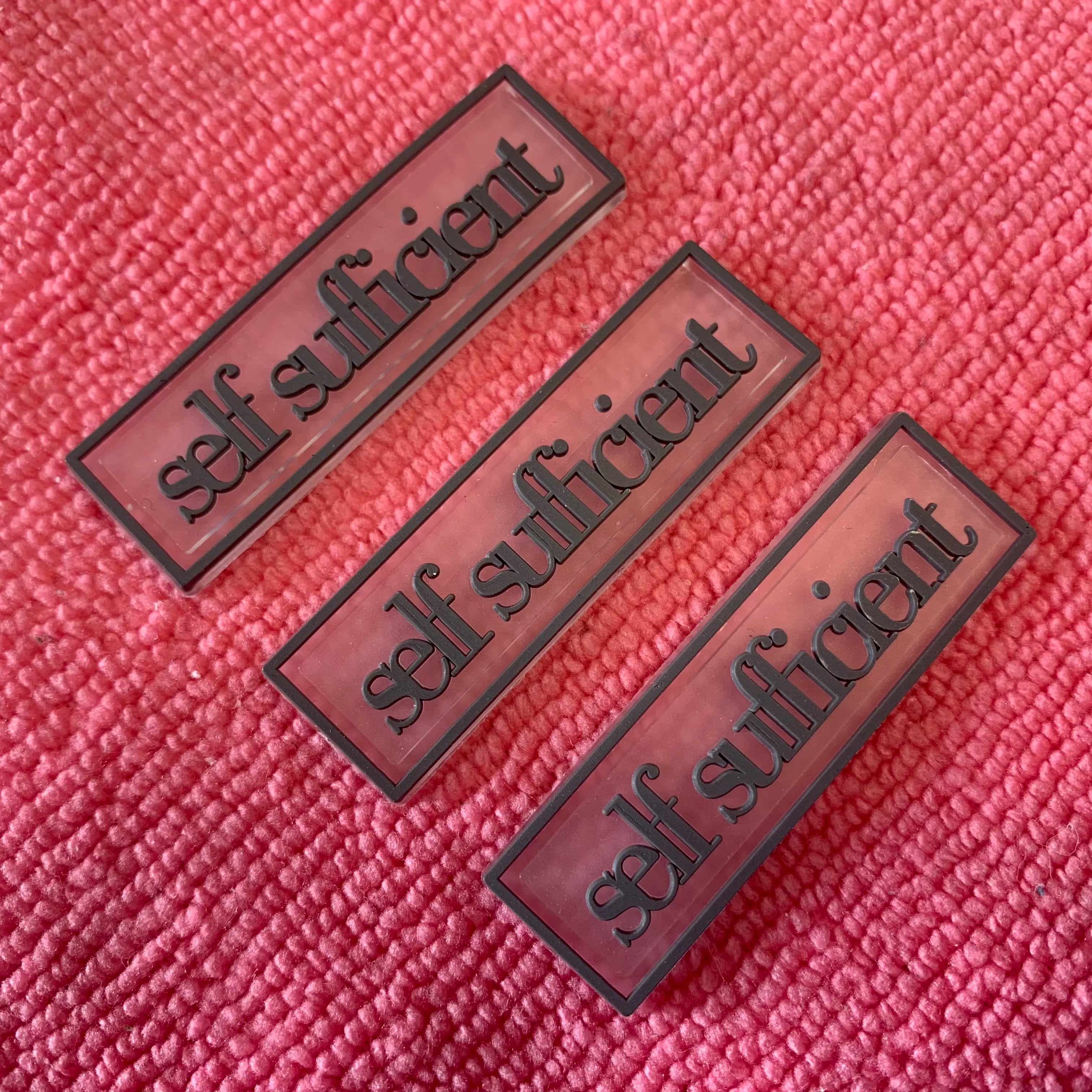 Handmade Embossed Border Flexible Silicone Rubber Labelfactory Price Sewing on PVC Rubber Tag for Jeans