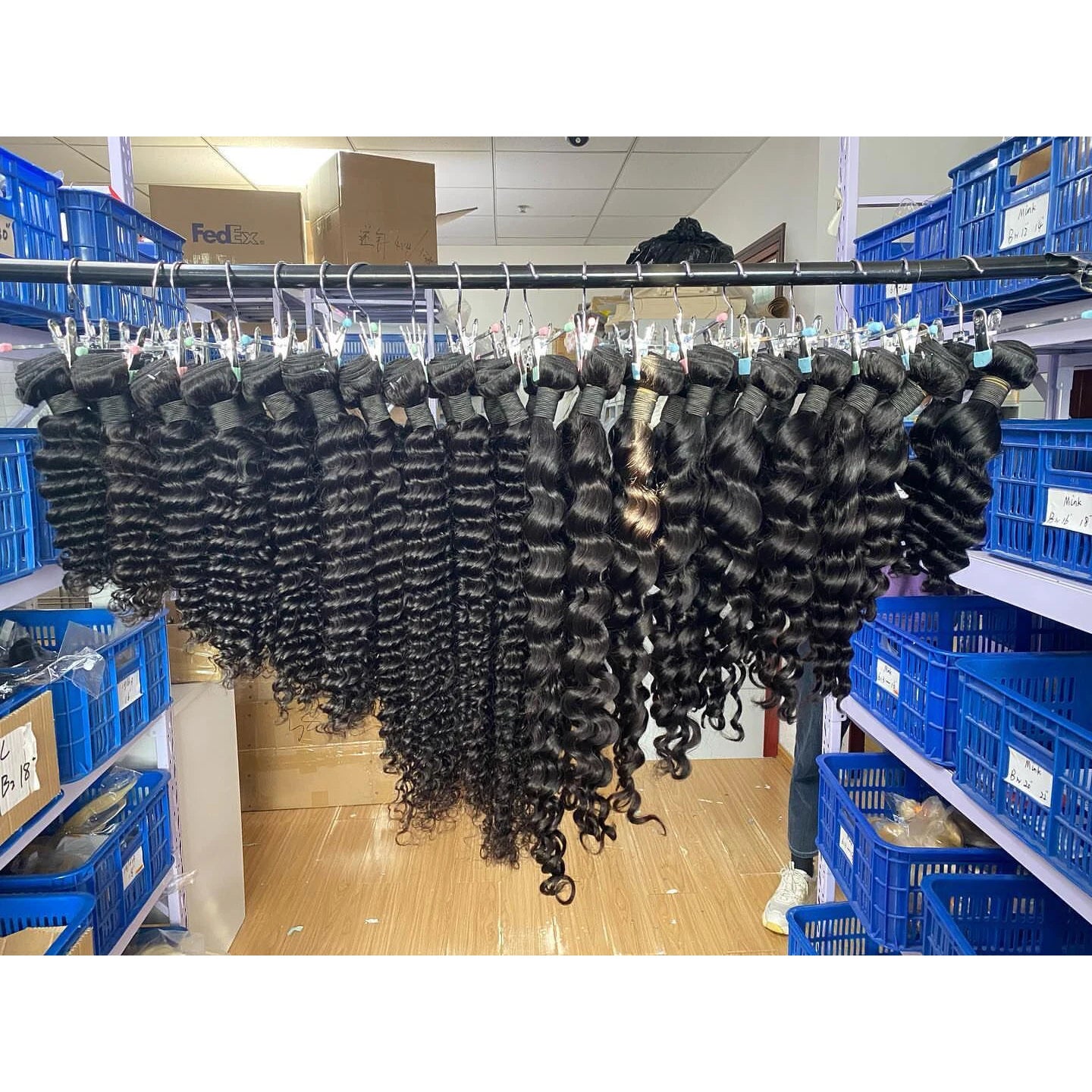 Cheap 100 Human Hair Extension Raw Indian Hair BundleRemy Natural Hair ExtensionRaw Hair Vendor Unprocessed Virgin Indian Hair