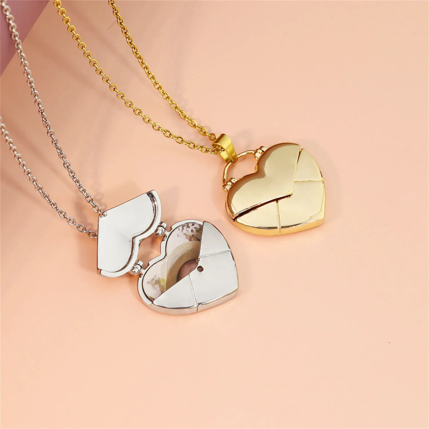 Can Be Open Personalized Heart Photo Necklace for Women Gold Color Heart Dainty Photo Charm Necklaces & Pendants