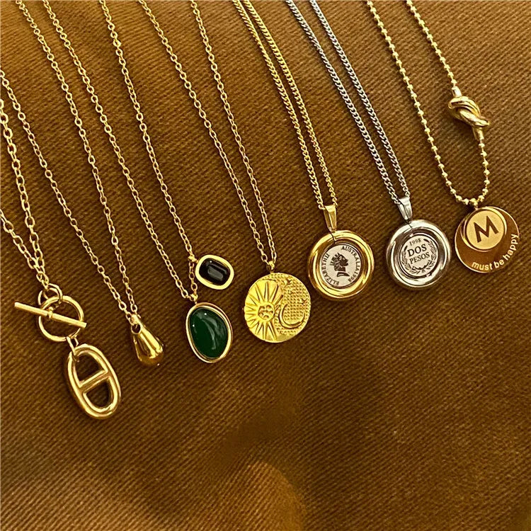 Female Elegant Necklace Pendants Chain Choker Astrology Necklaces Gold Women Jewelry Men Star Gift Silver Zircon
