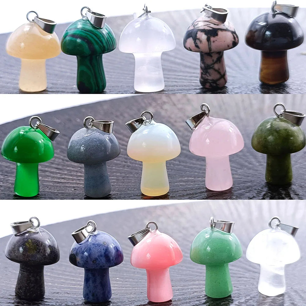 Hot Selling Natural Crystal Mushroom Pendant Spiritual Healing  Energy Handmade Jade Mini Mushroom Necklace for Women