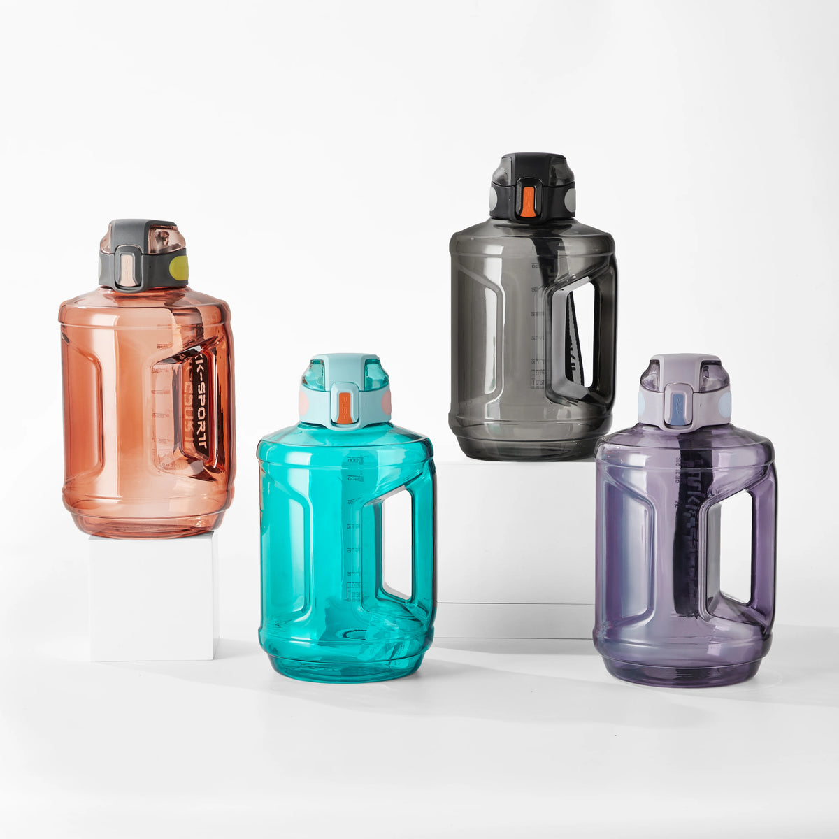 Big Custom Logo BPA Free Leak Proof 2L Reusable Tritan Sports Bottle Straw Camping Eco-Friendly Dishwasher Safe Direct Drinking