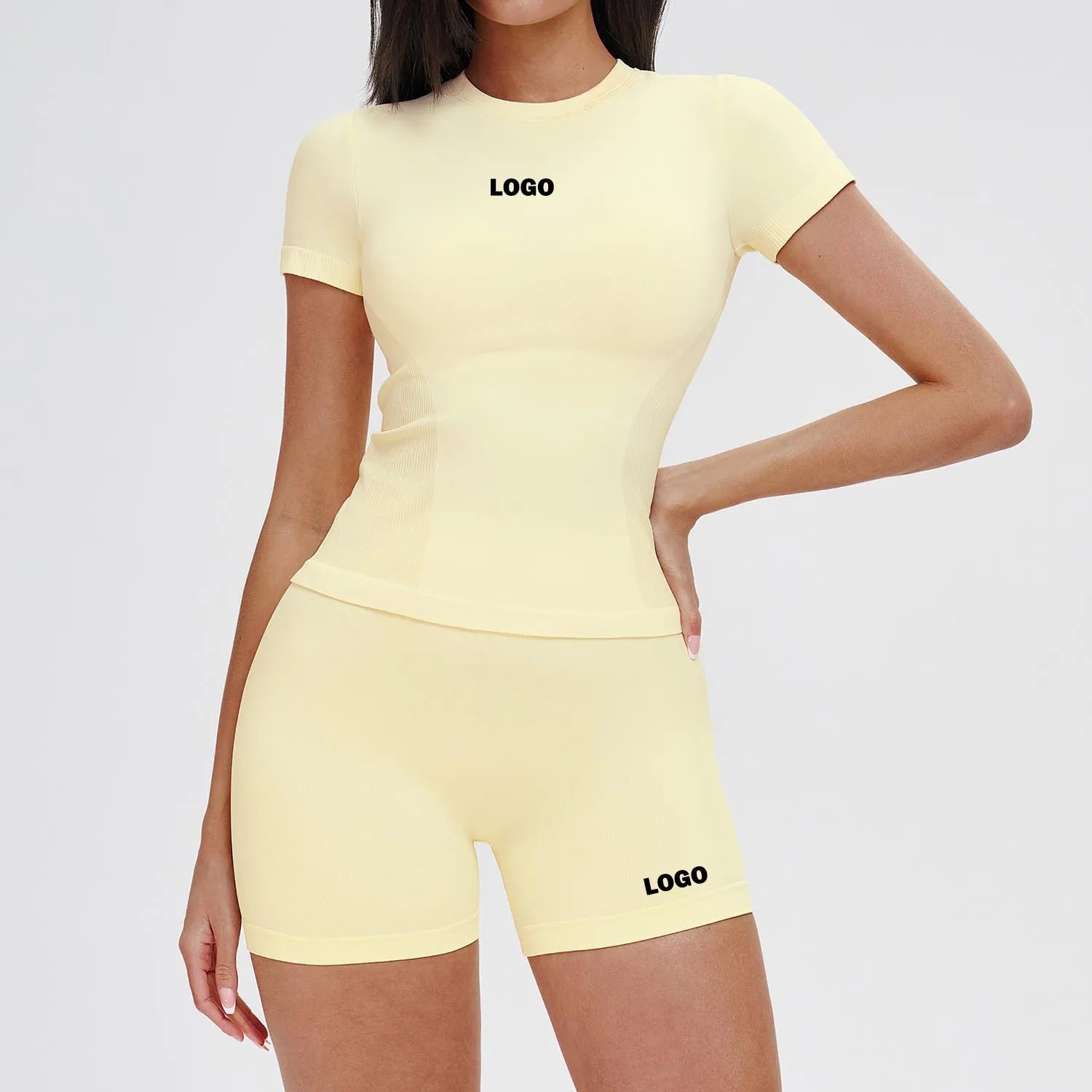 Custom Women's Yoga Clothing Breathable Seamless 2 Piece Sports T Shirt Short Set Yoga Fitness Sportswear Workout Set for Women