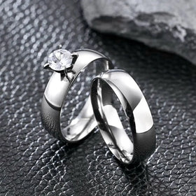Factory Couple Rings Commemorative Gift Jewelry Gold Silver Stainless Steel Ring Shiny Cubic Zirconia Ring Gifts for Women