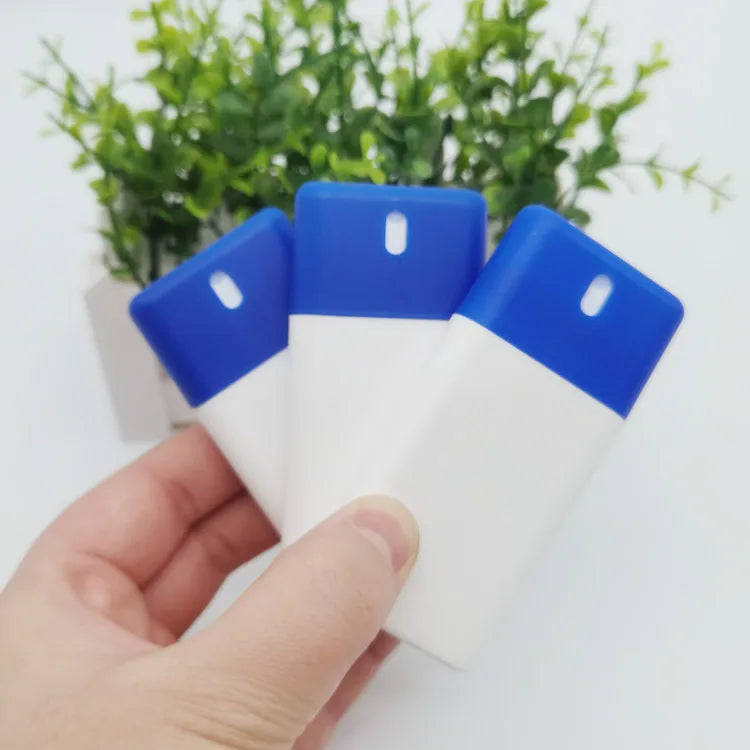 Wholesale 20Ml Hand Sanatizer Plastic PP Portable Pocket Perfume Sanitiser Size Type Pocket Spray Credit Card Spray Bottle
