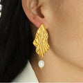High End Stainless Steel 18K Gold Plated New Freshwater Pearl Earring With Leaf Pendant Chunky Diamond Shaped Earrings YF4015