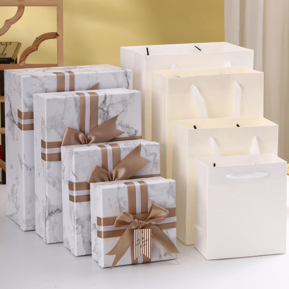 Paper Bags and Box for Clothing Jewelry Packaging Luxury Cardboard Gift Jewelry Paper Box