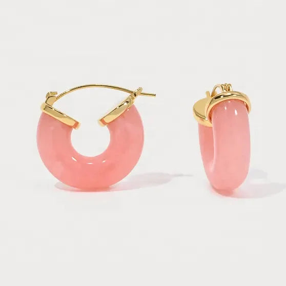 Premium Vintage Niche Personality 2.5cm Hoop Brass Gold-plated C-shaped Pink Resin Earrings for Women
