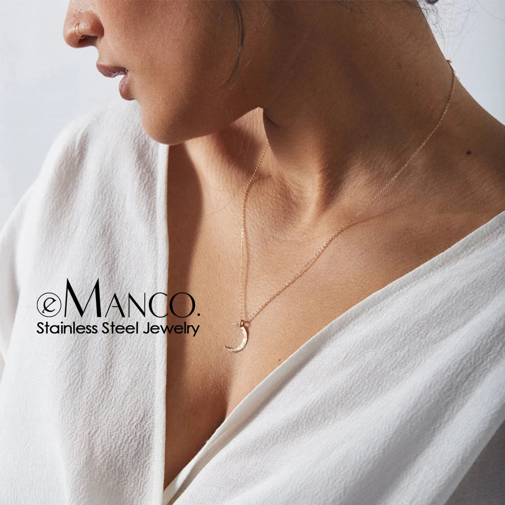 EManco Wholesale Trendy Half Round Moon Pendant Necklace 14K Gold Plated Stainless Steel Link Chain Anniversary