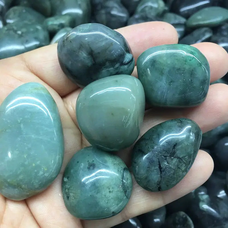 Wholesale Polished Emerald Stone Crystal Gravel Tumbled Stone for Healing