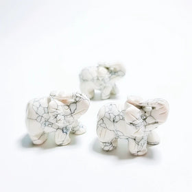 DIY Natural Stone Carved Crafts Gemstone Home Decor Howlite Crystal Animals Statues Elephant Figurine Ornaments