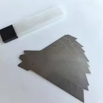 Durable Utility Knife with 18mm Plastic Handle for Office & DIY Artwork Art Knives