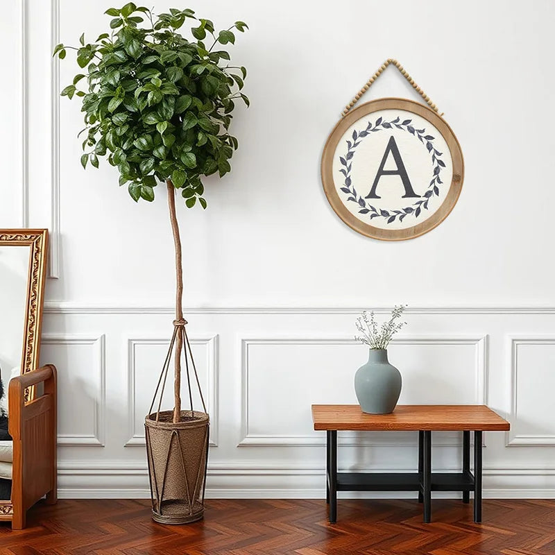 Custom Wholesale 26 Letters Leaf Wreath Monogram Modern Farmhouse Round Wood Hanging Wall Plaque Wooden Wall Signs Home Decor