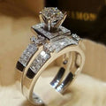New Luxury Quality Designer Silver Color Wedding Rings Set for Women Anniversary Dazzling Square Crystal Bridal Jewelry