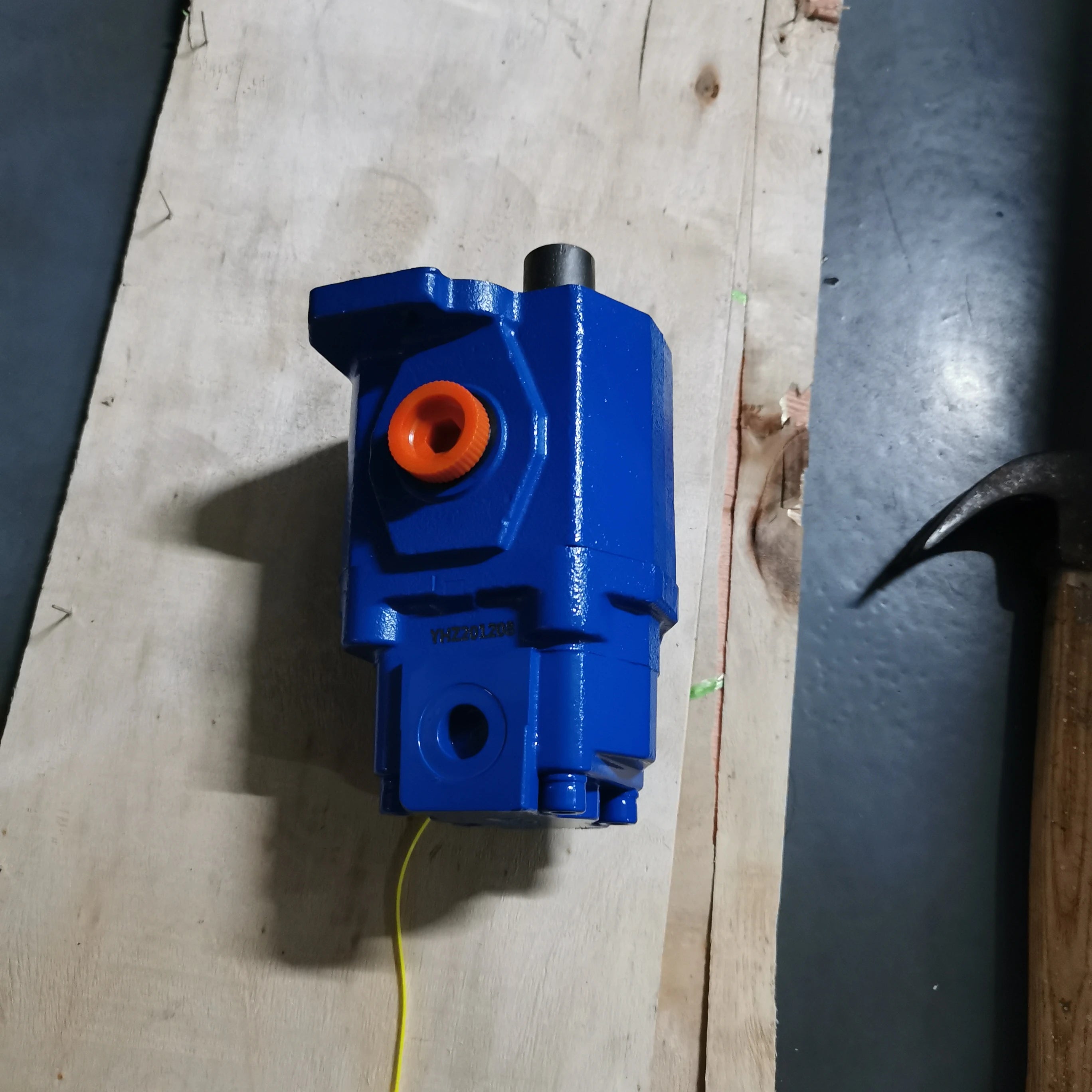 AP2D25 AP2D18 AP2D12 AP2D36 AP2D21 Uchida Rexroth Pilot Gear Pump Excavator Main Hydraulic Pump  Pompe Bomba