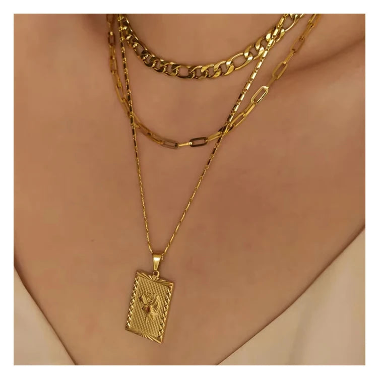 Wholesale Stainless Steel Pvd 18k Gold Plated Jewelry Rose Three Dimensional Pattern Pendant Necklace for Women