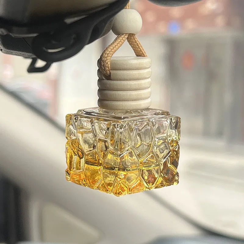 8ml Mini Hanging Car Aromatherapy Bottle Colorful Small Square Perfume Glass Bottle with Wooden Cap