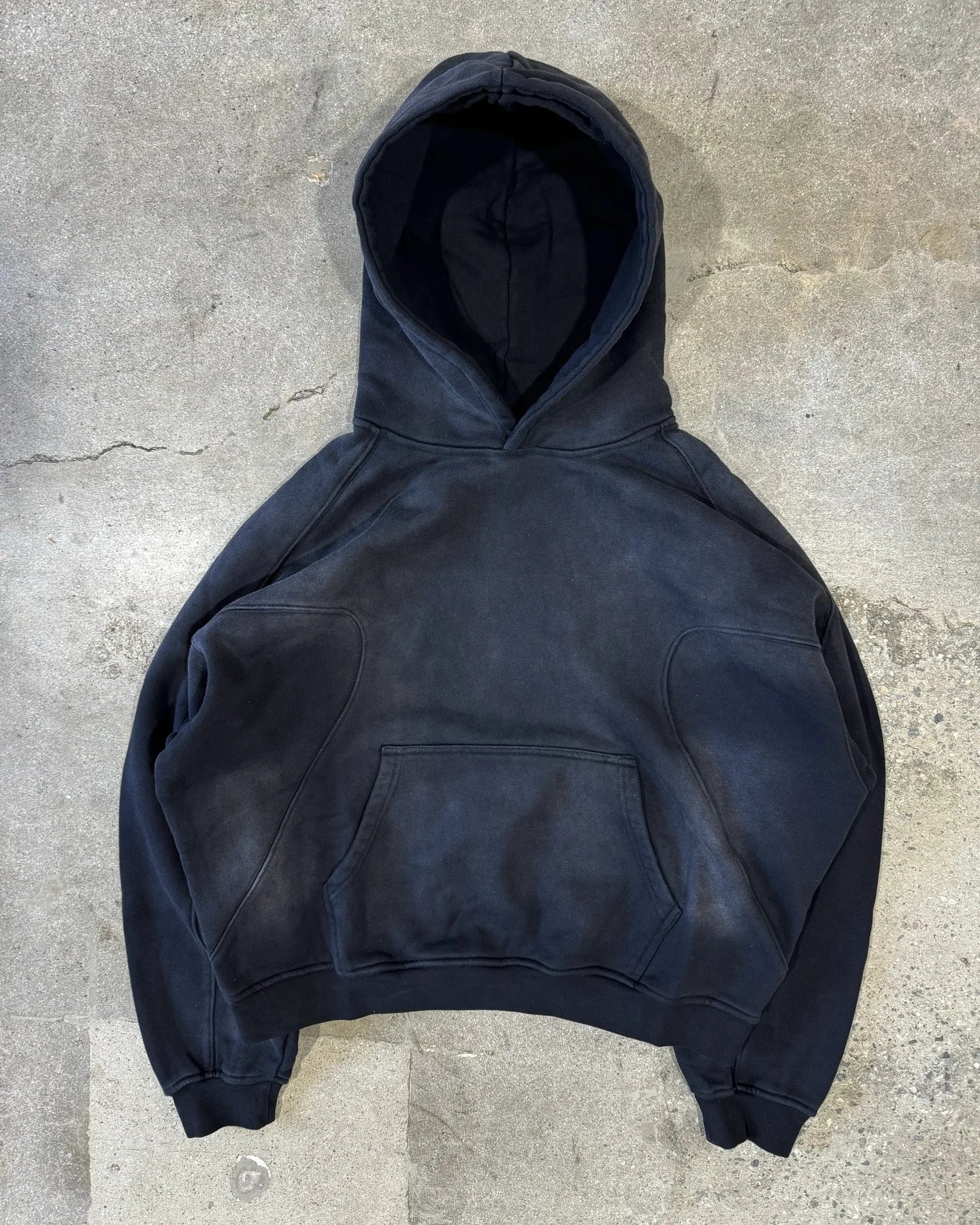 TOPSHOW New Design Raglan Sleeve Black French Terry 500 Gsm Cotton Thick Blank Heavyweight Acid Washed Boxy Cropped Hoodie
