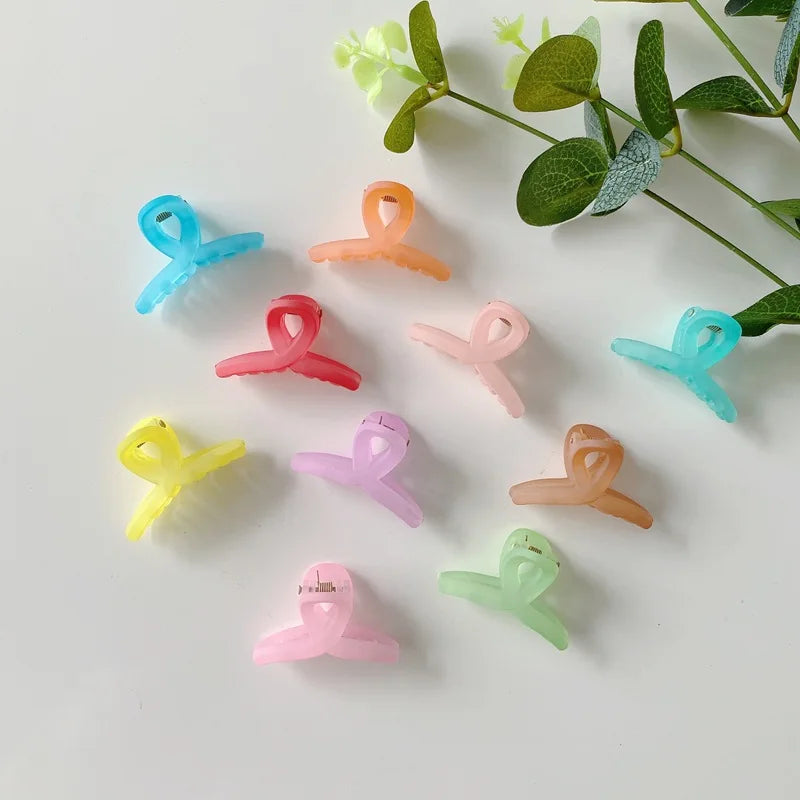Korean New Summer Spring Children Hair Clips Colorful Matte Small Size Hair Catch Fresh Girls Candy Color Plastic Mini Jaw Clip
