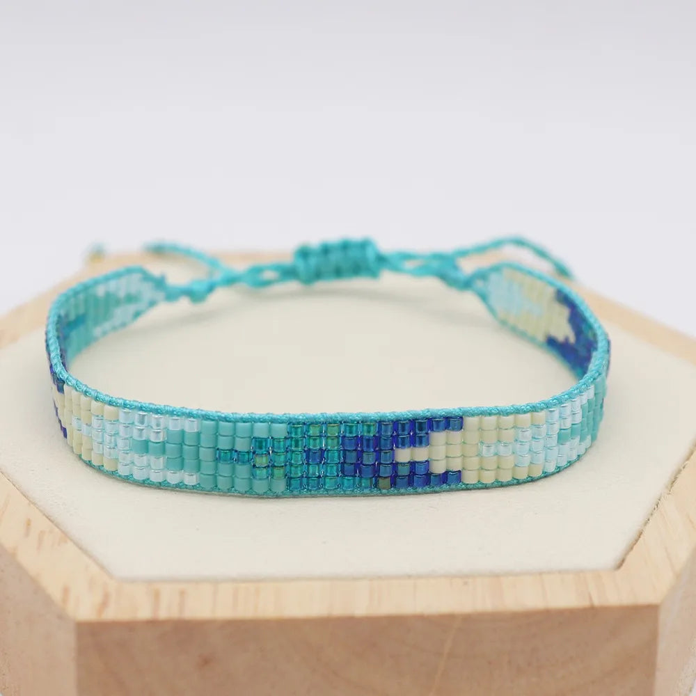 New Arrival Women's Bracelet in Bohemian Ethnic Style Fashion Jewelry with Miyuki Beads Bracelet Woven Geometric Gradient Style