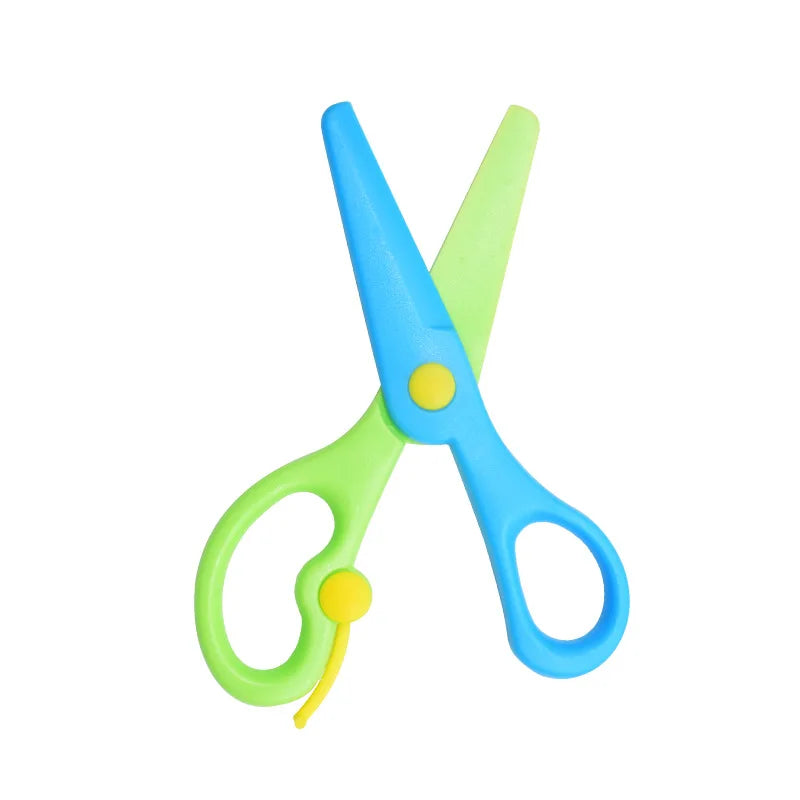 Plastic Safety Scissors Toddlers Training Scissors Pre-school Training Scissors and Offices Scissors