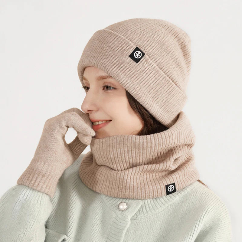 Wholesale Warm Wool Three-Piece Hats Scarves Gloves Winter Windproof Knitted Hats and Gloves Beanie Set
