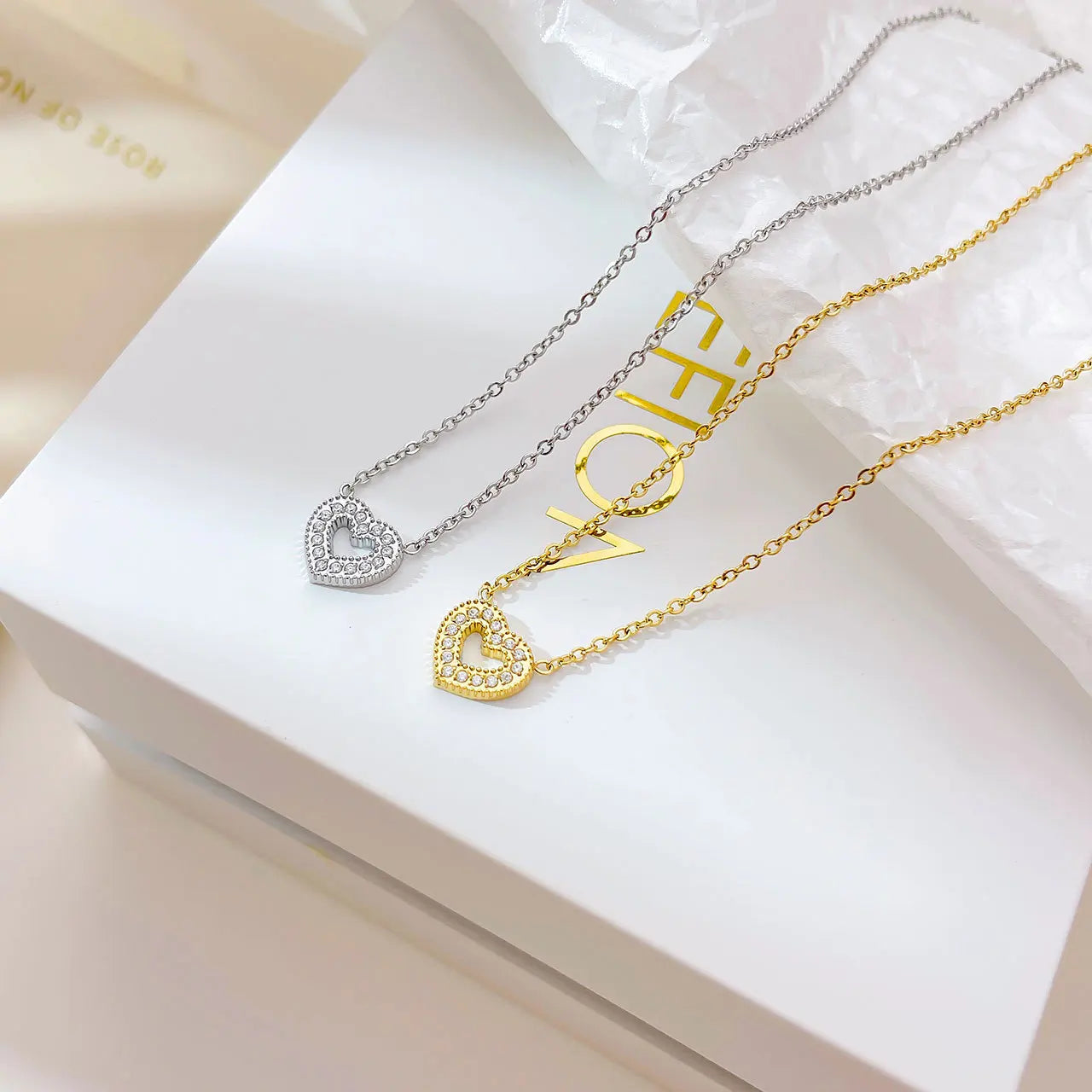 Women's Fashion Stainless Steel Heart-Shaped Necklace with Gold Plated Zircon Pendant Link Chain Classic Designer Jewelry