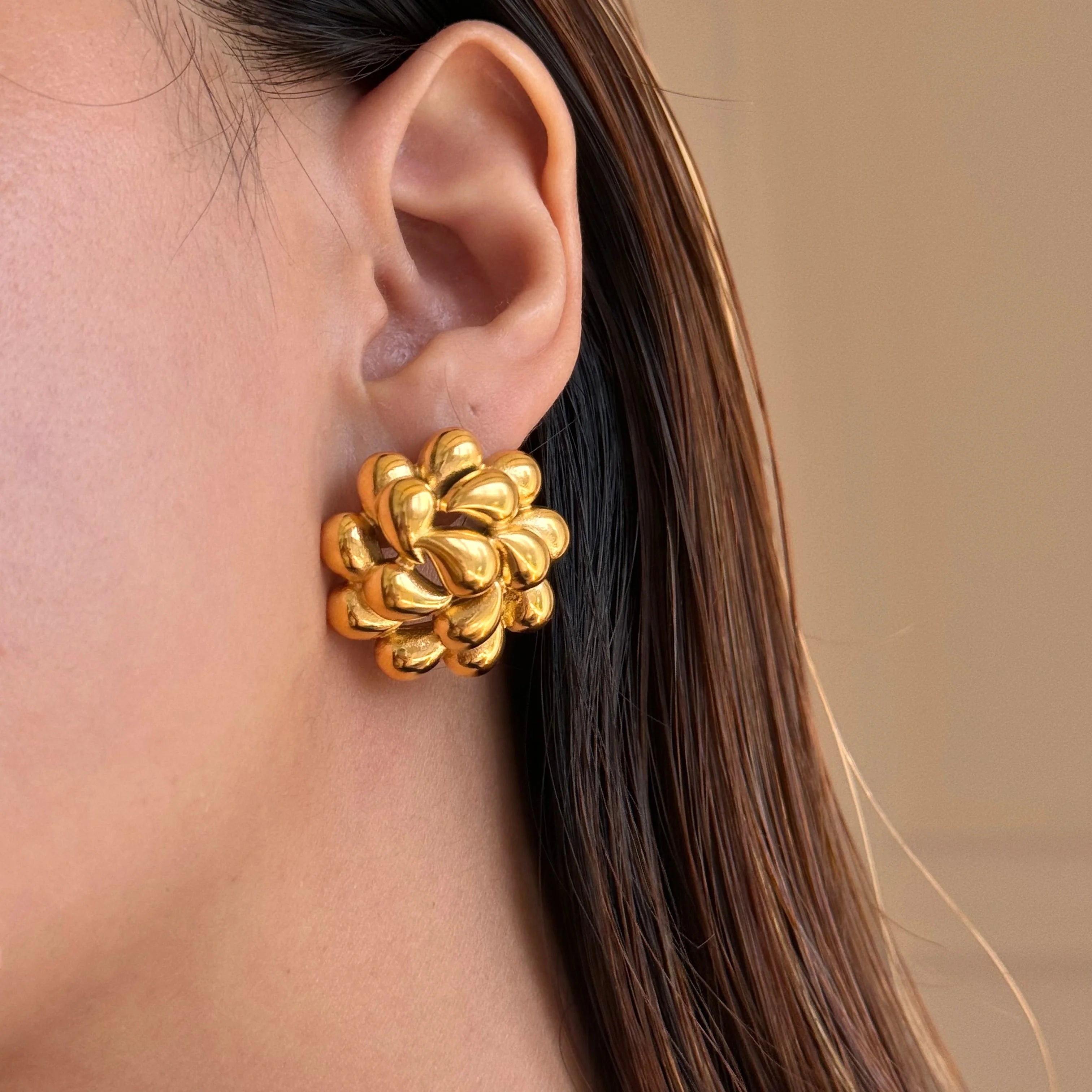 Dazan New HOT 18k Gold Plated Hypoallergenic Stainless Steel French Minimalist Bouquet Super Shine Earrings Workplace Jewelry